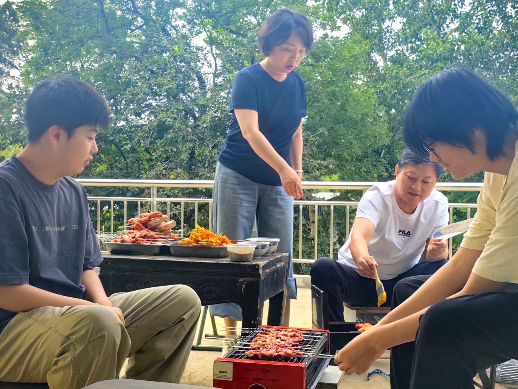 夏夜、炭火与星光：星途英才户外联谊聚会 活动照片 2